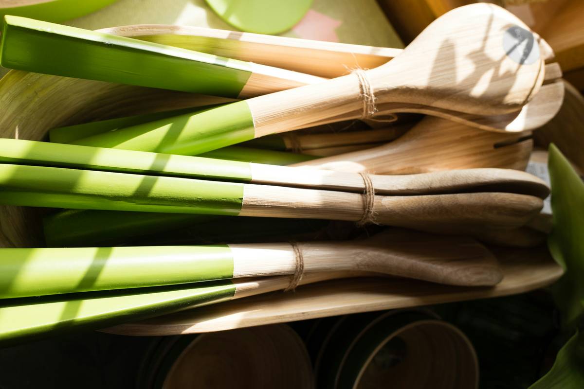 Are Your Kitchen Gloves Secretly Harming the Planet? Why Biodegradable Gloves for Cooking Are the Real MVP