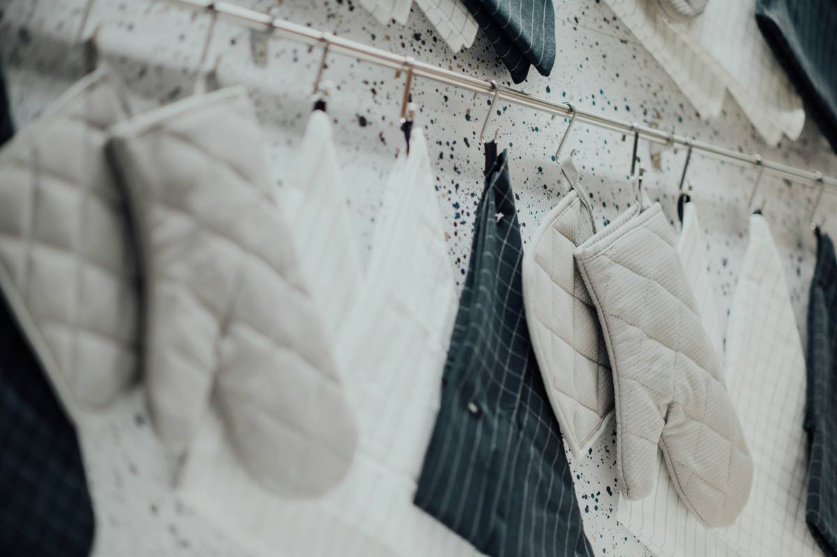 Why Your Kitchen Deserves Heat Resistant Gloves UK That Won’t Quit After Two Uses