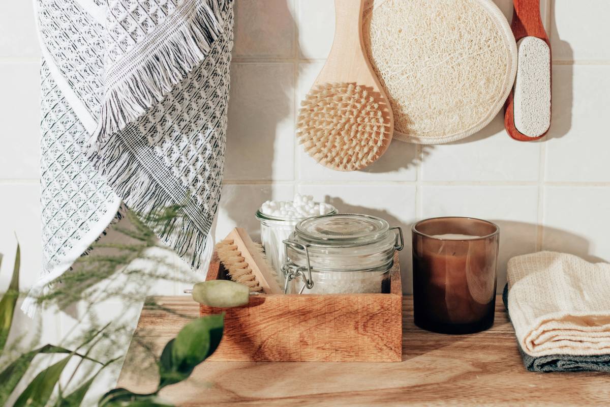 Why You Need Heat Resistant Chemical Resistant Gloves in Every Sustainable Home
