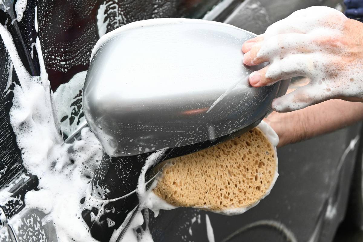 How to Clean Reusable Dishwashing Gloves: 7 Proven Tips to Avoid Costly Mistakes